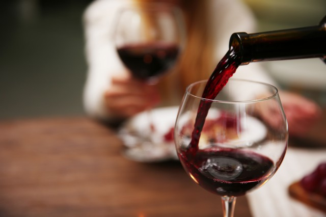 Benefits of drinking red wine before bed and precautions for drinking red wine before bed image 79 - Benefits of drinking red wine before bed and precautions for drinking red wine before bed